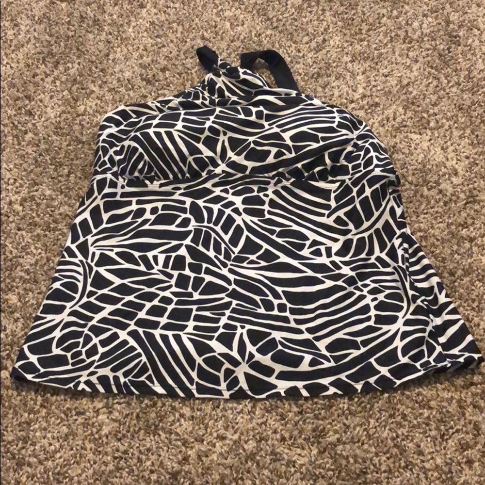 Swimming top